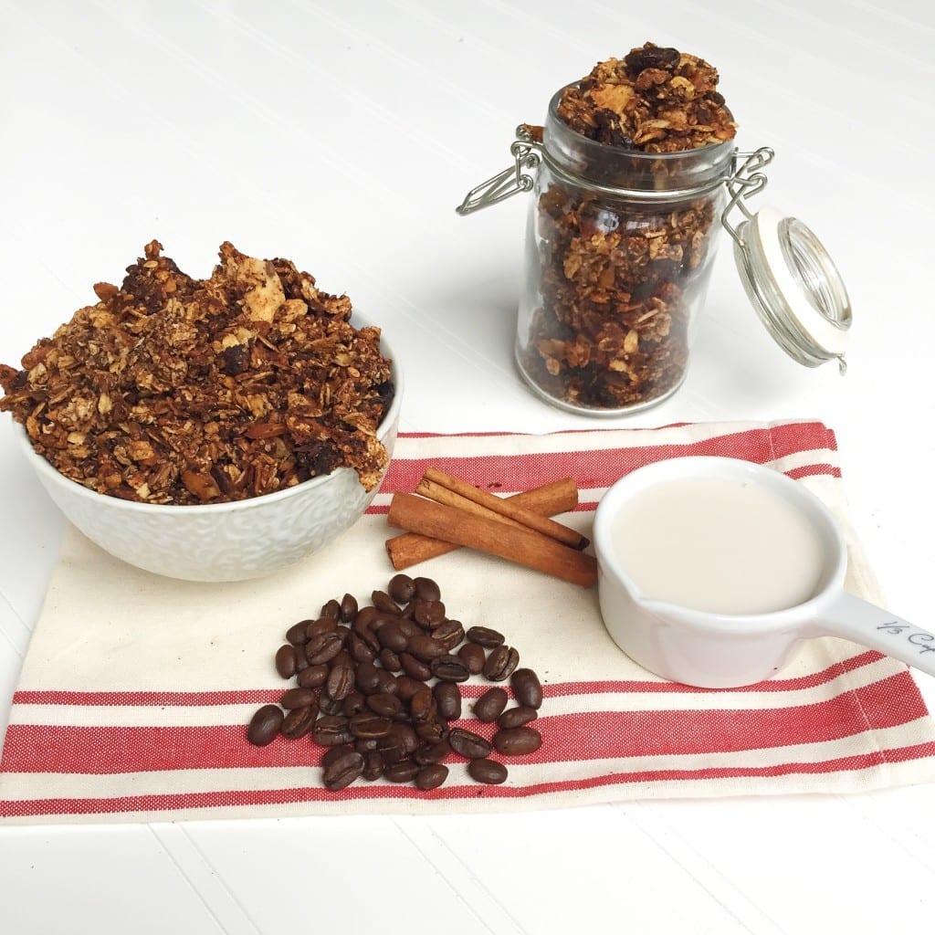 coffee granola recipe, the DIY holiday gift everyone will love - www.nourishmovelove.com