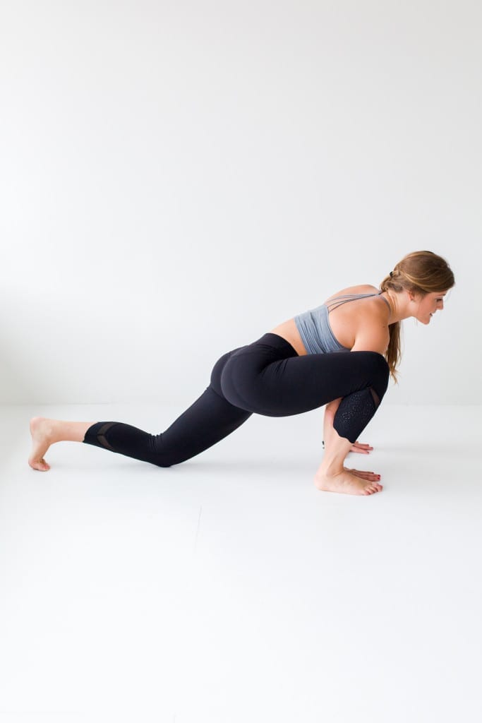 10 morning yoga poses, low lunge + hip opener --- www.nourishmovelove.com