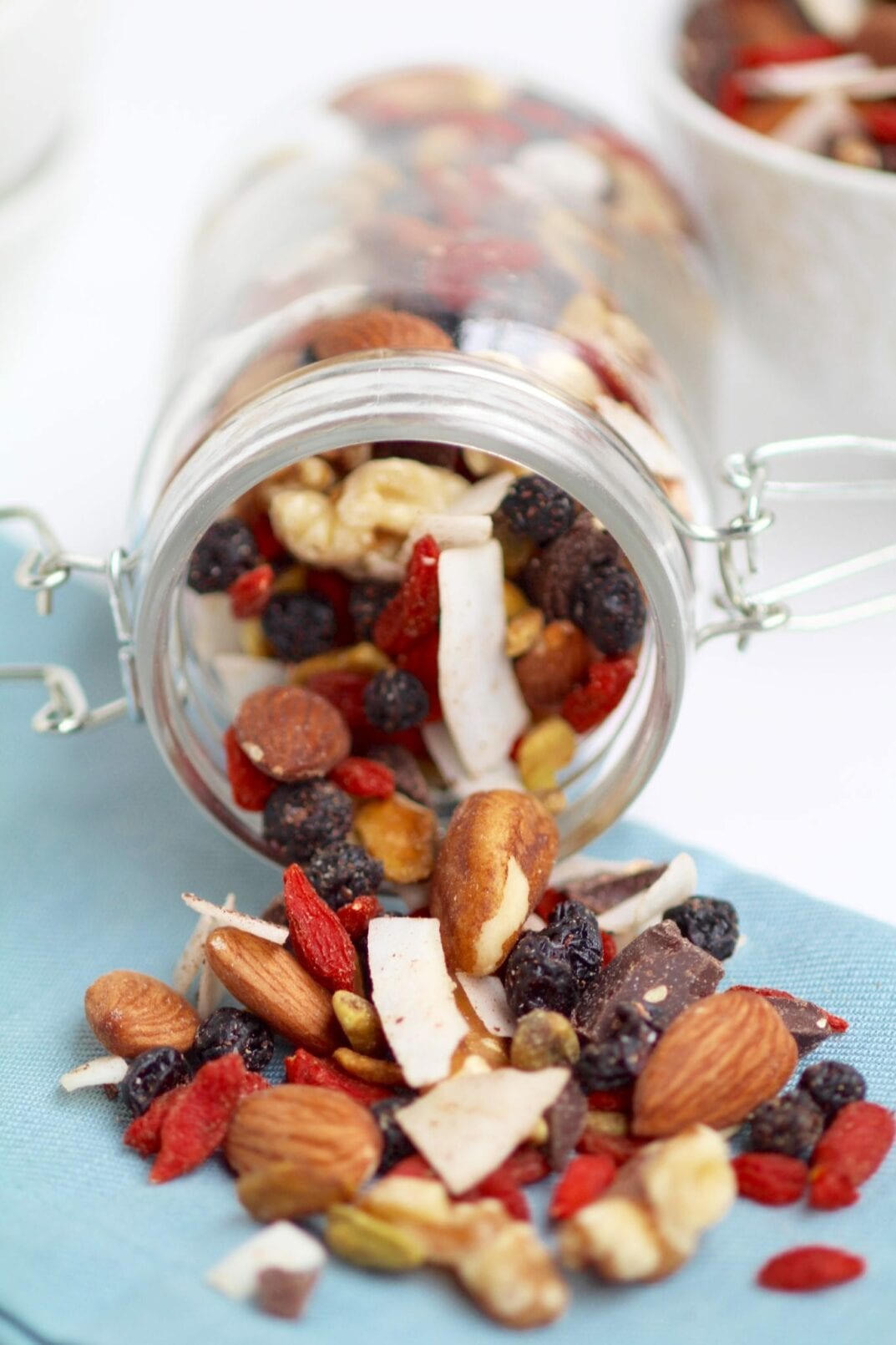 healthy superfood trail mix 