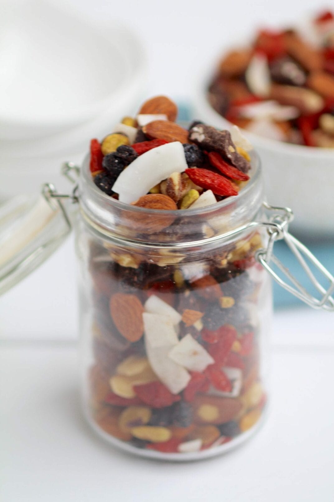 healthy superfood trail mix