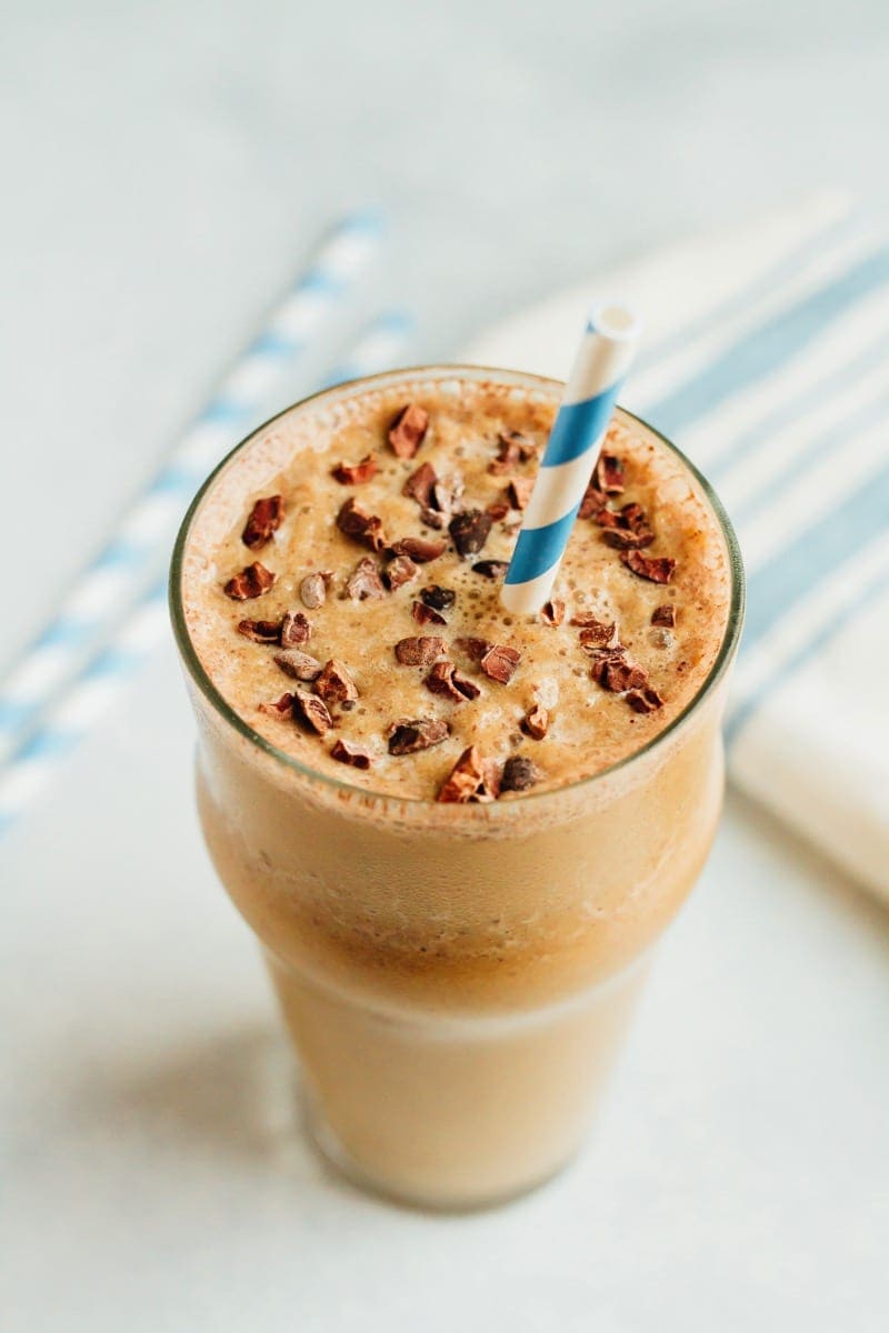 Malted Chocolate Cauliflower Smoothie | 15 Low Sugar Smoothie recipes | www.nourishmovelove.com