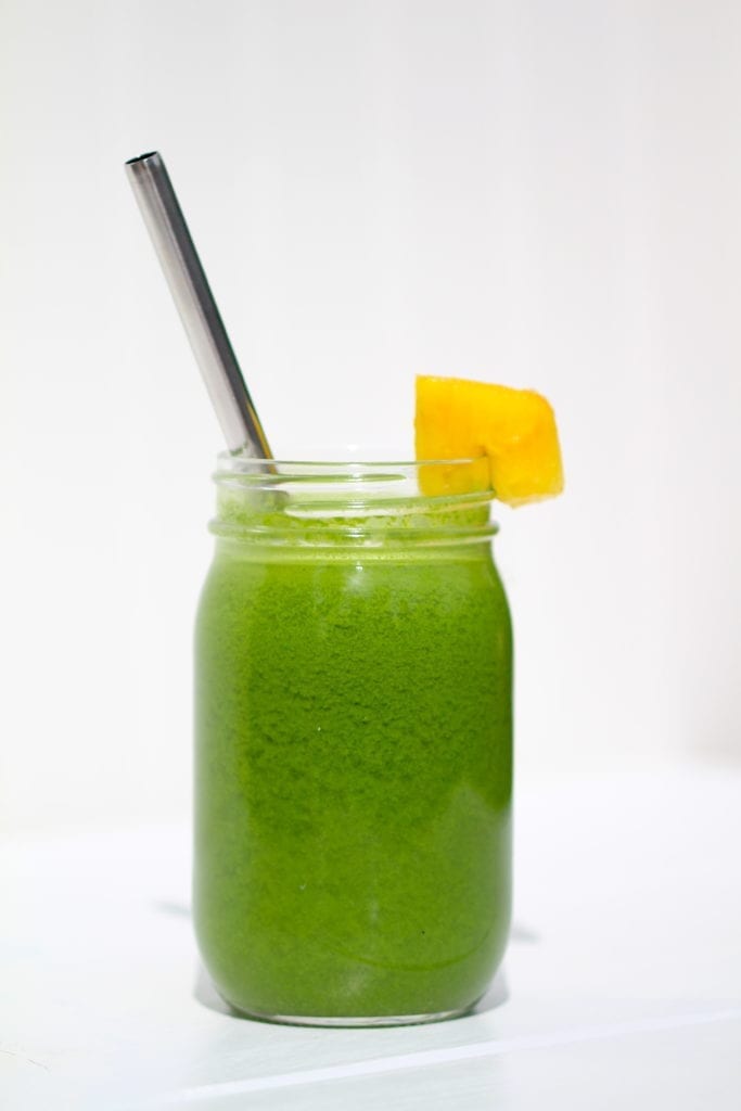 Kale and Pineapple Green Smoothie Bowl | 15 Low Sugar Smoothie recipes | www.nourishmovelove.com
