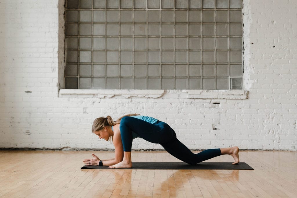 Lizard pose | yoga flow for muscle recovery | exercise for tight hips and hamstrings