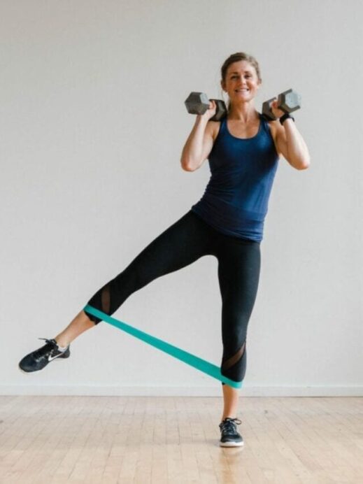 cropped-DB-Front-Squat-Side-Leg-Lift_3.jpg