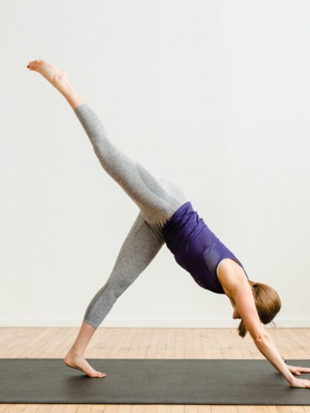 15-Minute Power Yoga At Home (Video)