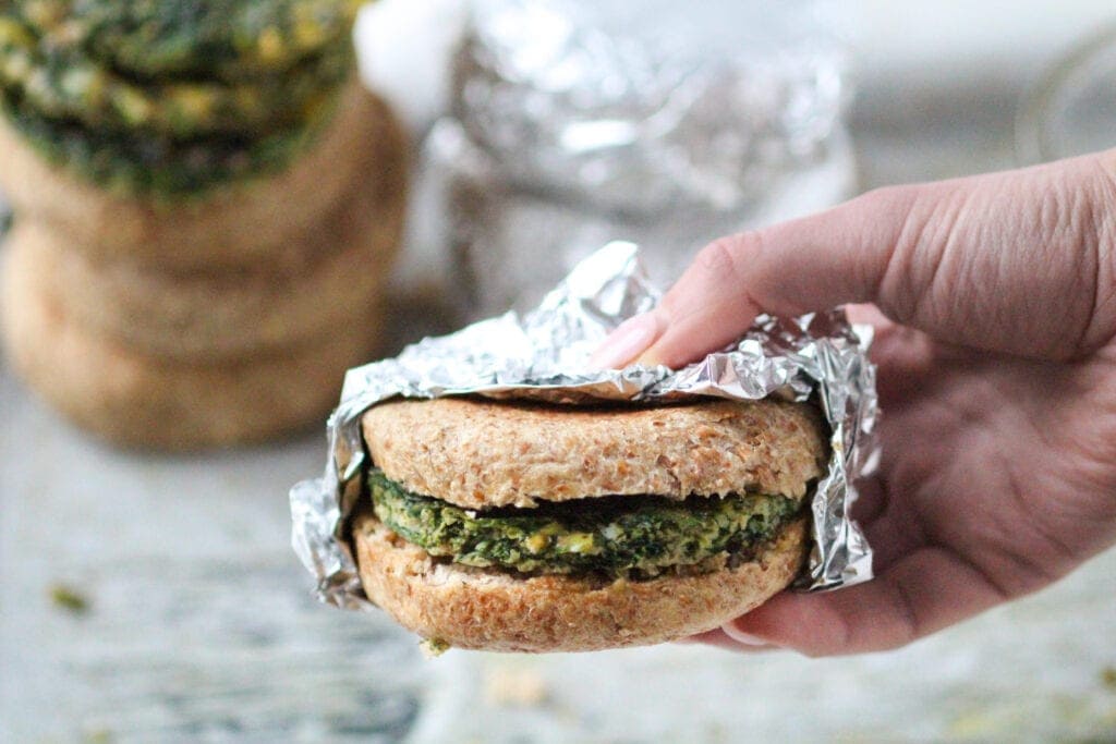 Spinach, Kale and Egg Breakfast Sandwich