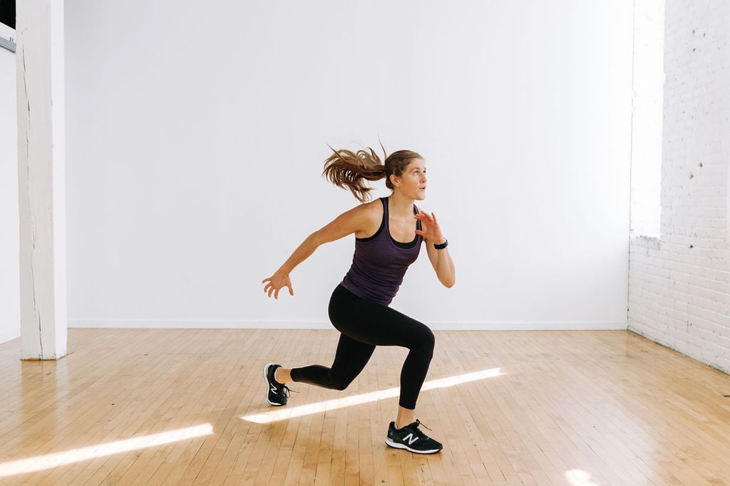 Jump Lunges circuit training at home 