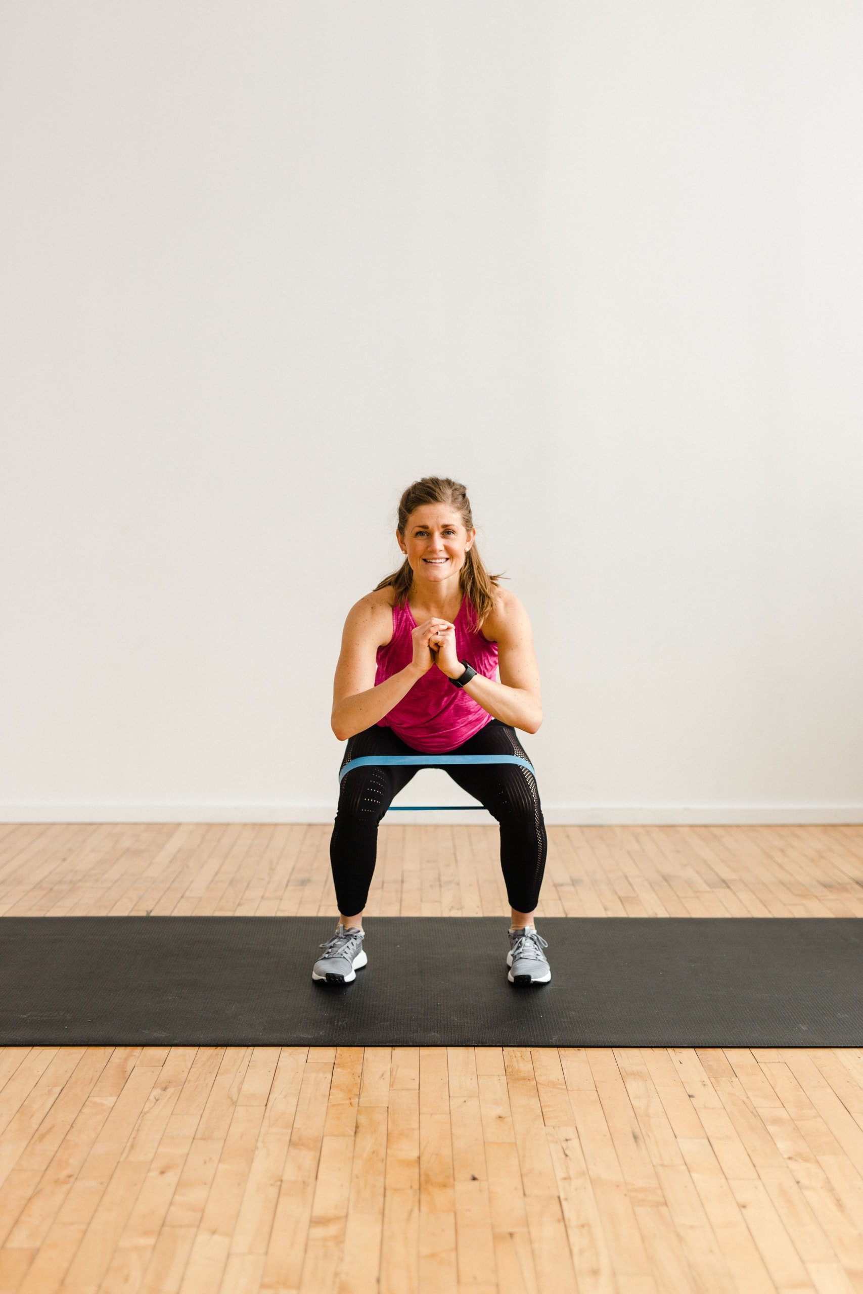8 Best Resistance Band Exercises to Tone Your Legs in 2022