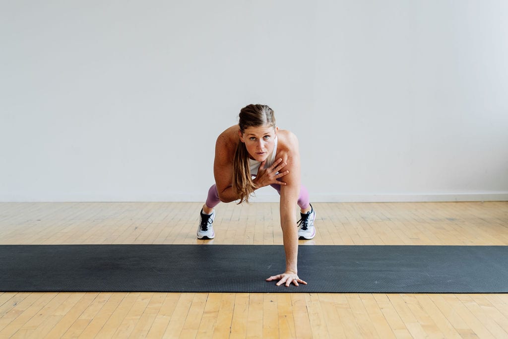 Women: How To Do A Pushup (2 Common Mistakes, And 3 Progressions)