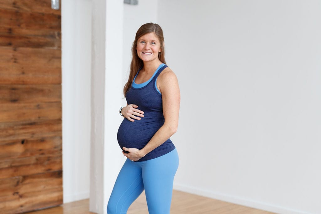 best maternity workout clothes (maternity bras and tanks)