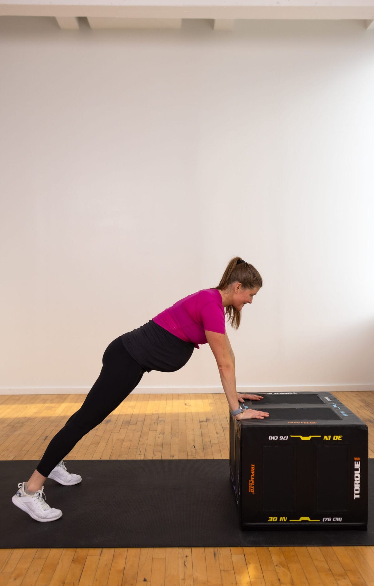 6 Best Beginner Bodyweight Exercises Build Strength Burn Fat
