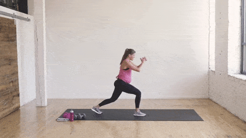 pregnant woman performing a 4-pulse reverse lunge to 4-pulse 80/20 squat

