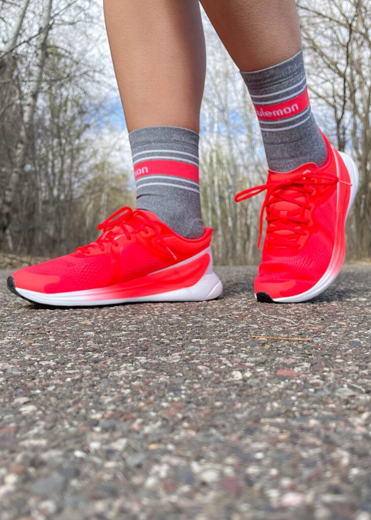blissfeel running shoes try on in red (flare) color