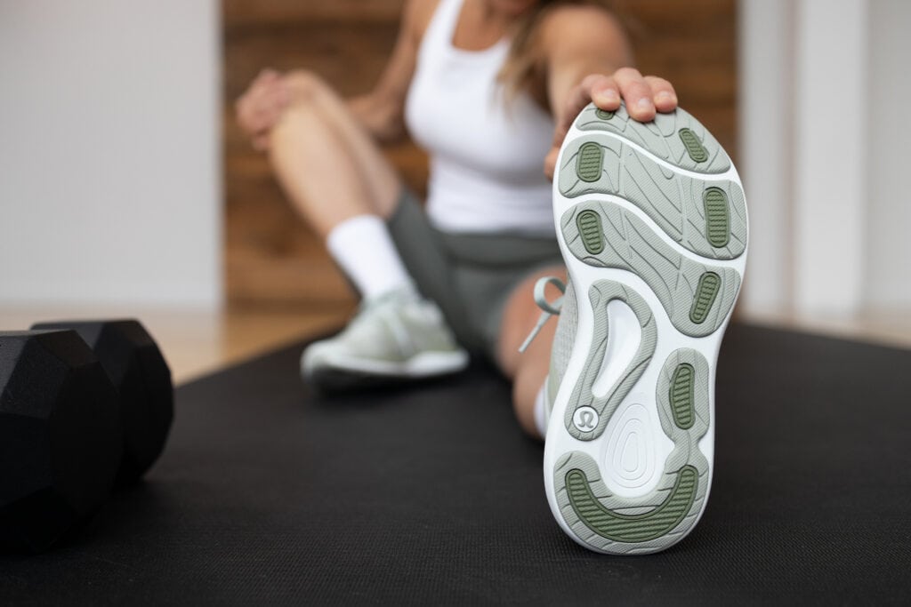 close up image of treads on bottom of chargefeel training shoe