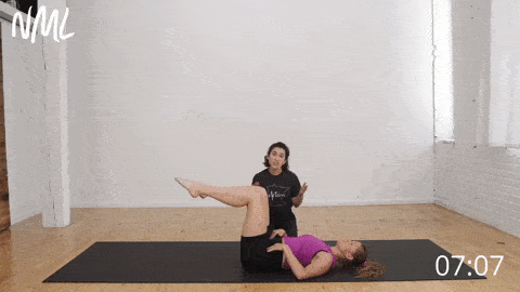 advanced postpartum recovery workout elevated kickout and two leg circles