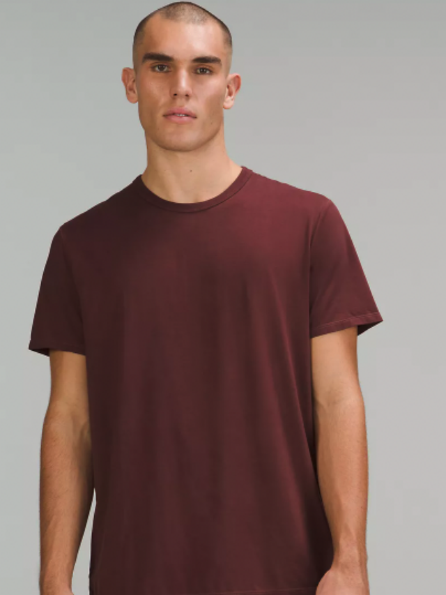 5 Best lululemon Gifts Under $100 (For Men!)