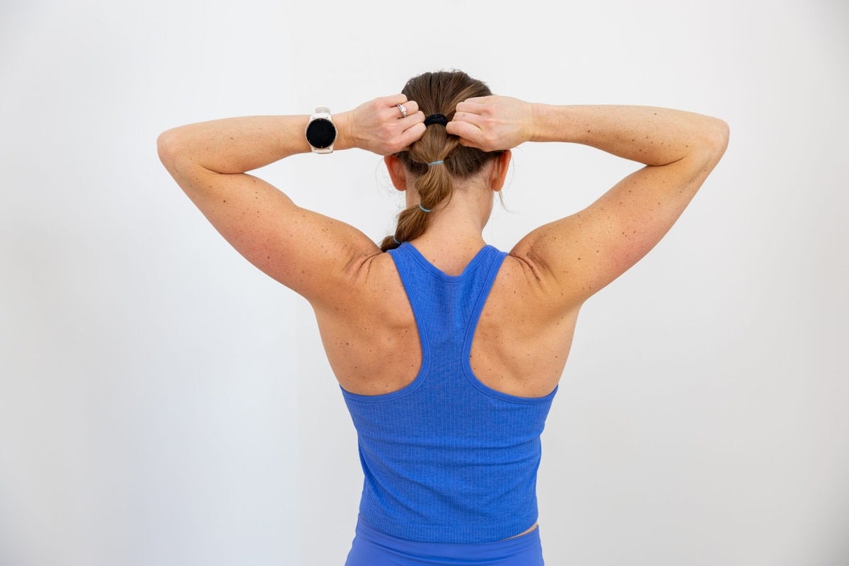 9 exercises to strengthen and tone your shoulders