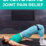 woman performing glute bridge to relieve si joint pain