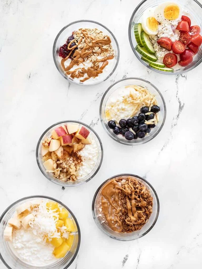 Cottage cheese breakfast bowls as part of high protein breakfast recipes. 