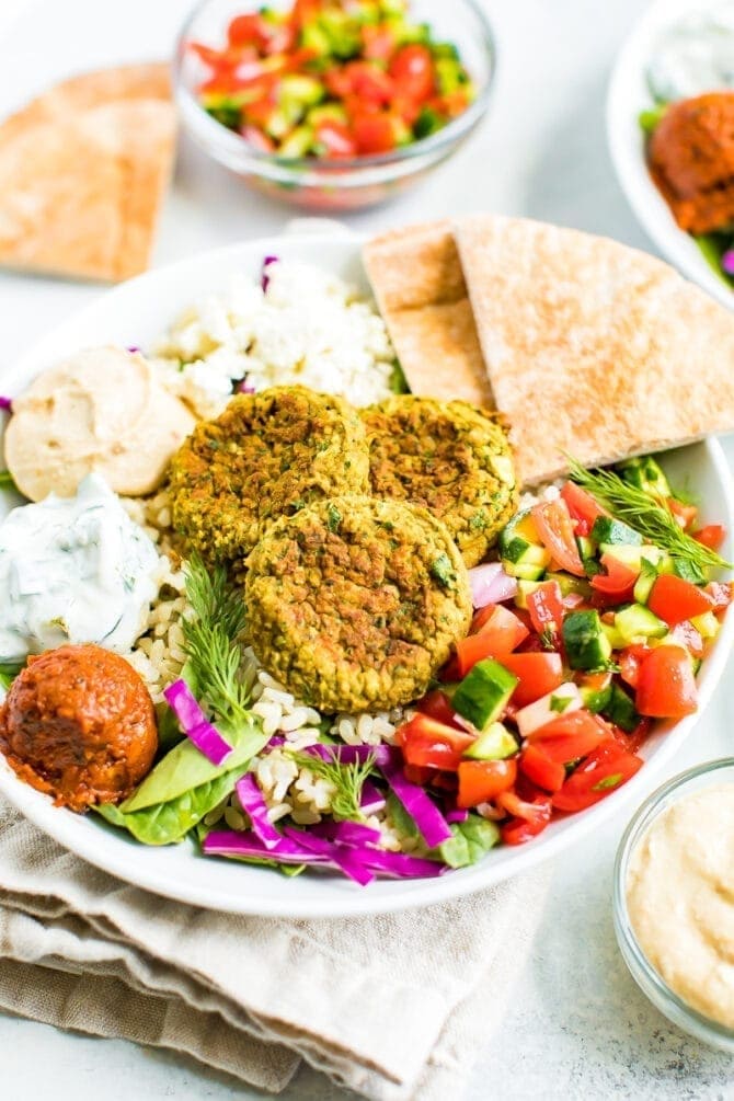Falafel bowl as a high protein Vegetarian recipe to meal prep
